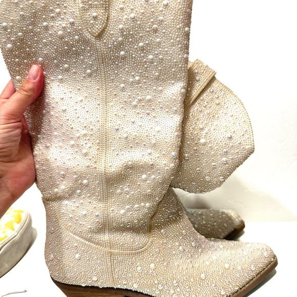 Betsey Johnson Dalas Pearl Embellished Heeled Boots - Picture 1 of 7